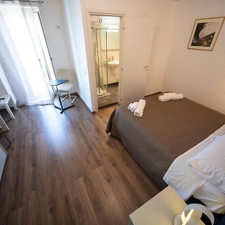 Zurria Rooms Катания Екстериор снимка