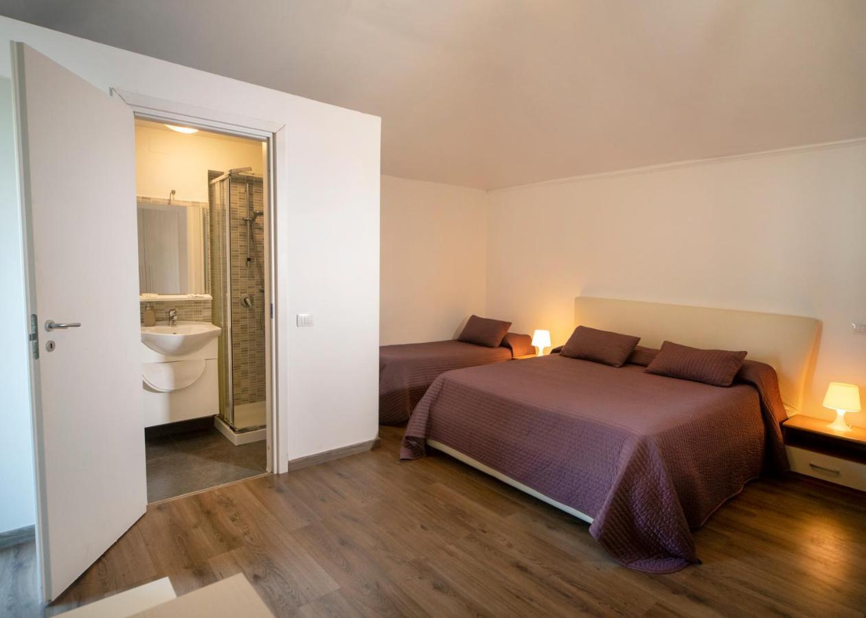 Zurria Rooms Катания Екстериор снимка