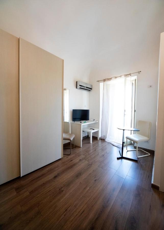Zurria Rooms Катания Екстериор снимка