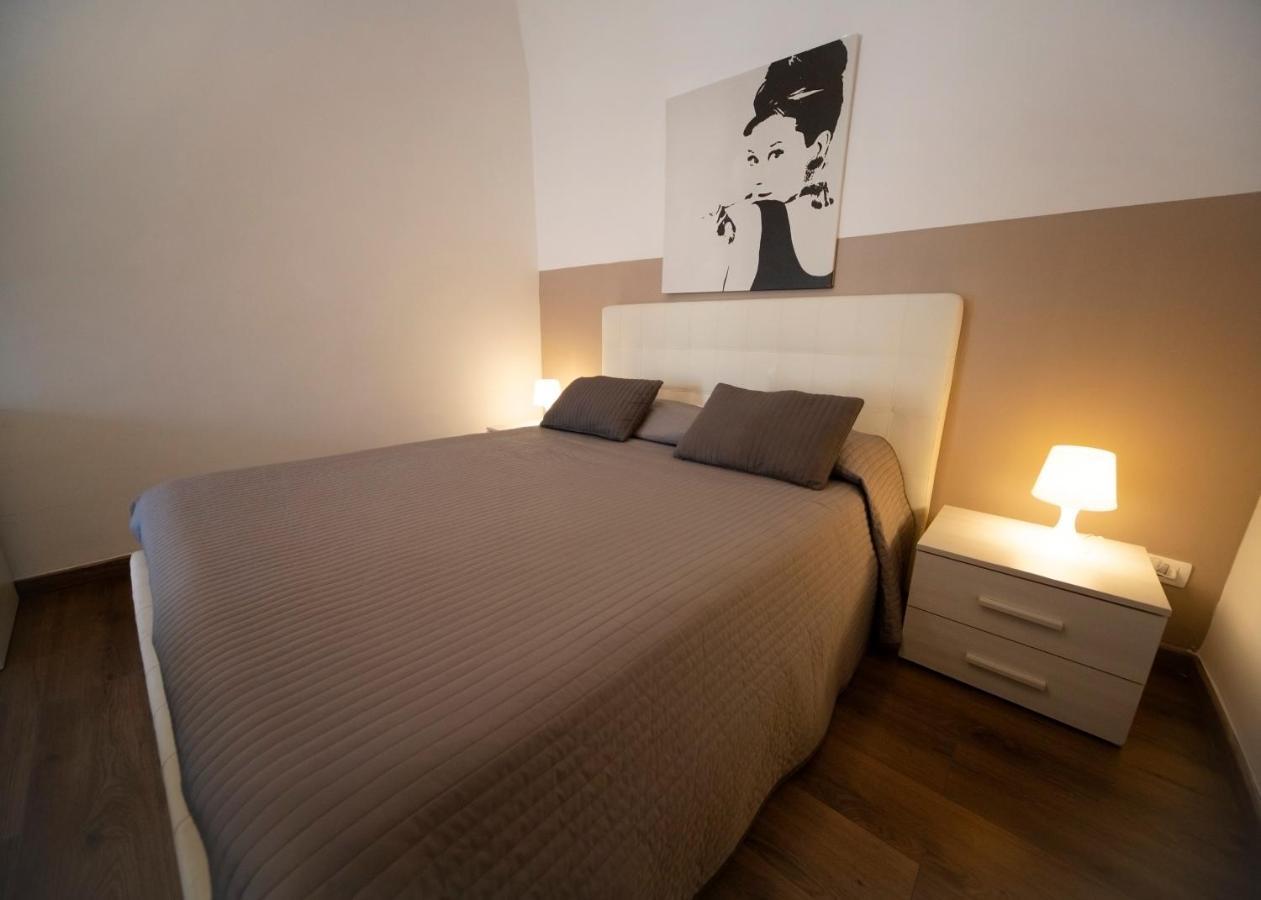 Zurria Rooms Катания Екстериор снимка