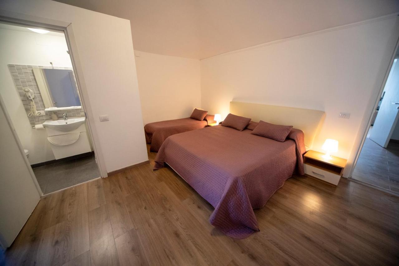 Zurria Rooms Катания Екстериор снимка